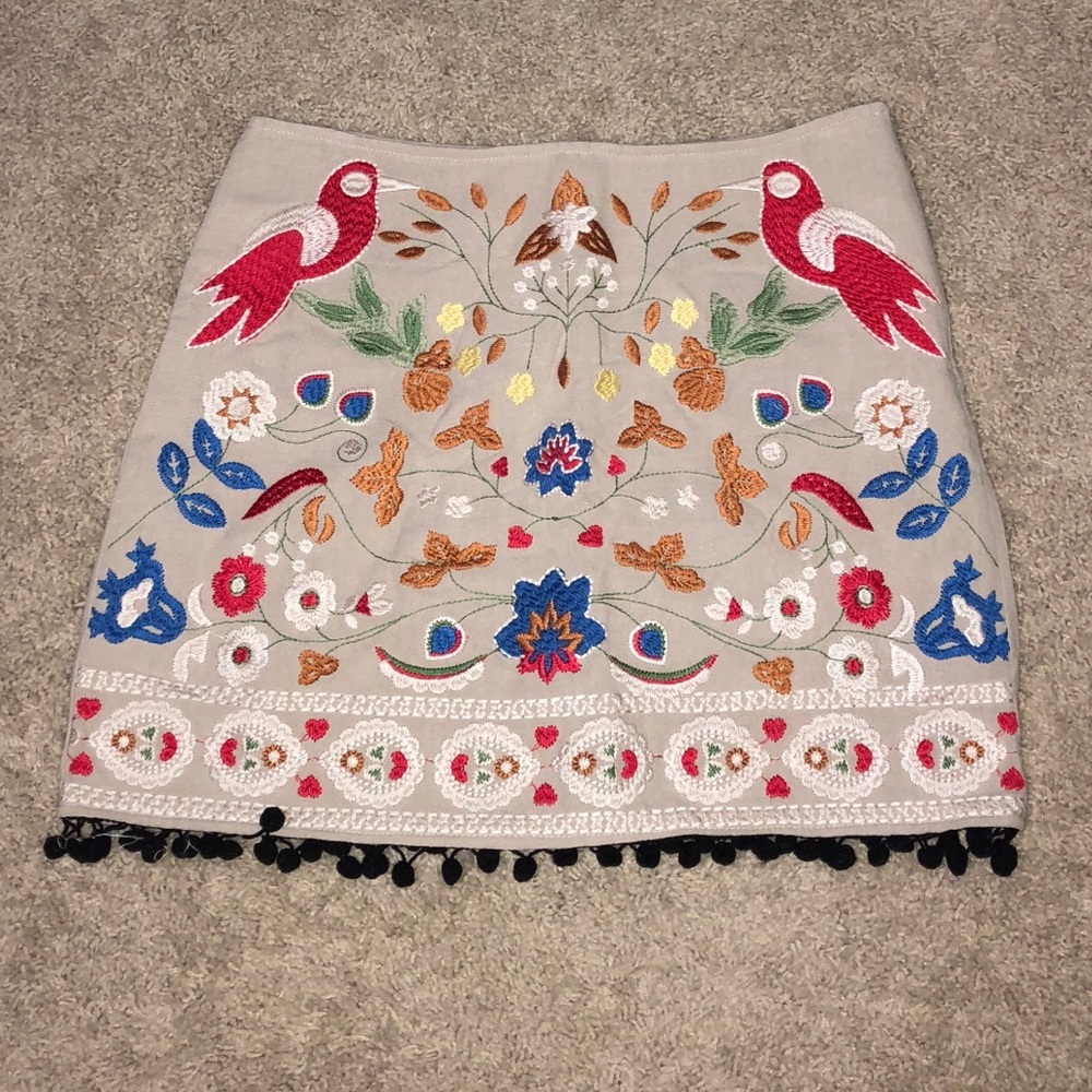 Impeccable Pig Embroidered Skirt